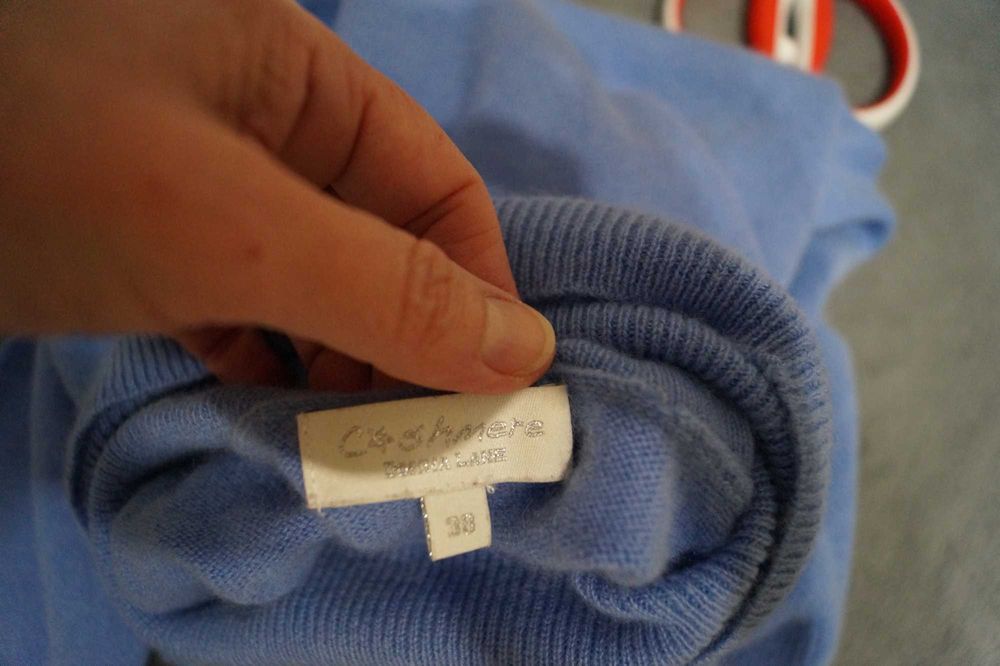 sweter golf damski  kaszmir niebieski S,M + gratis