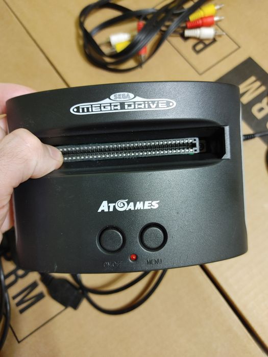 Sega Mega Drive Classic Game Retro Console Sega mega drive 16 bit ORIGINAL лицензионная Сега мега драйв 16 бит с играми и есть слот для картриджей