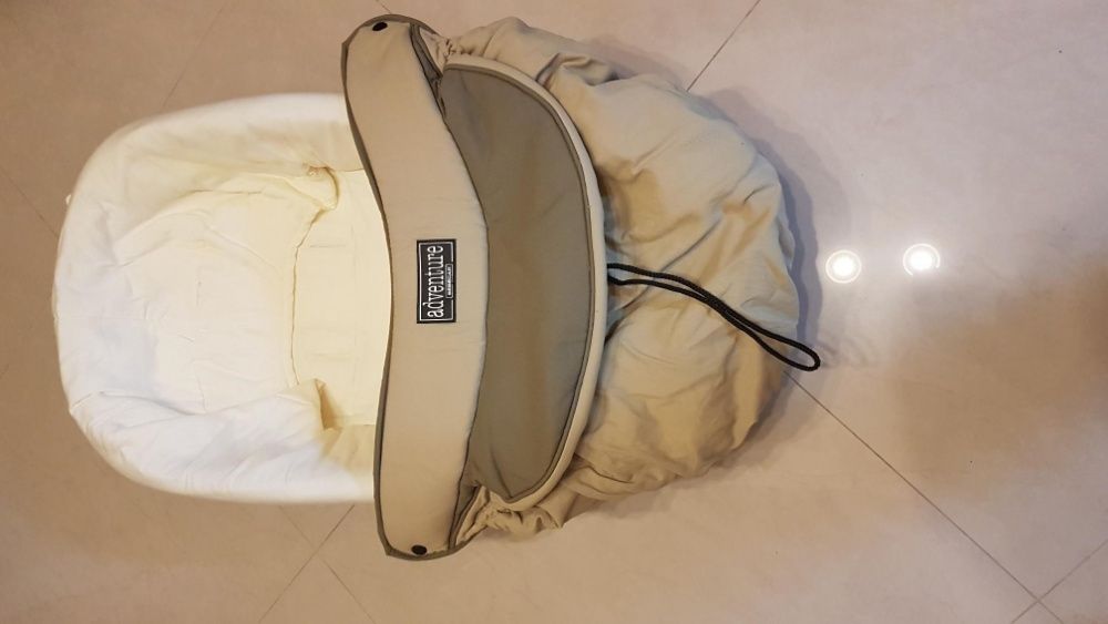 Carro + cadeira auto + cadeira de passeio + Alcofa BébéCar Adventure