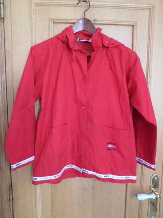 Casaco Jacadi vermelho novo