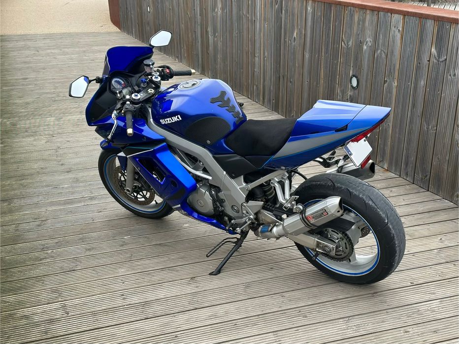 Suzuki SV1000S V2