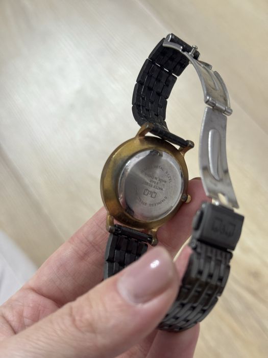 Годинник жіночий