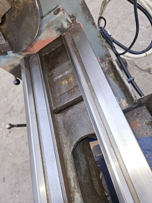 Tokarka konwencjonalna włoska w db stanie okulary