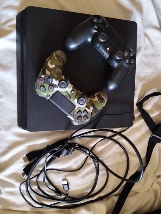 Playstation 4 slim 500gigas