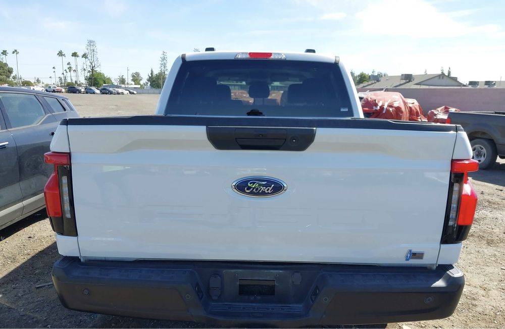 Ford F-150 Lightning 2023