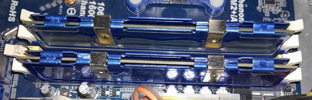 Комп'ютер у хорошому стані і HDD