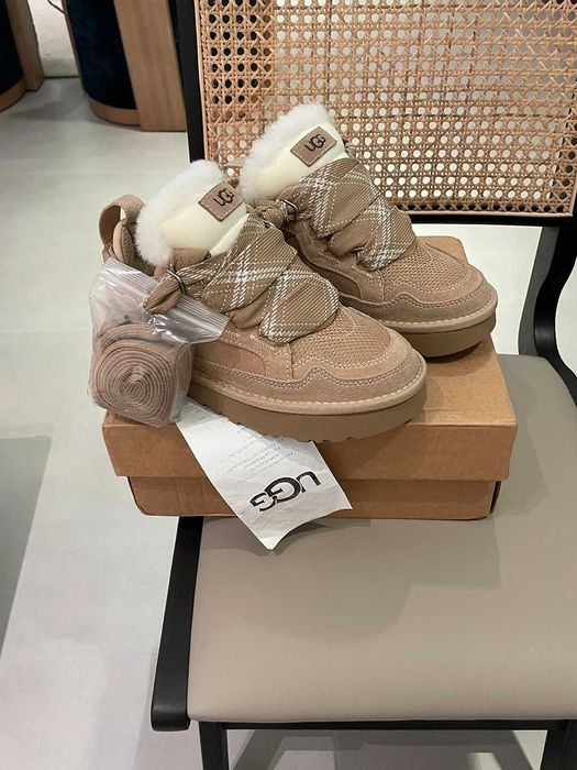 UGG Lowmel Sand R.39