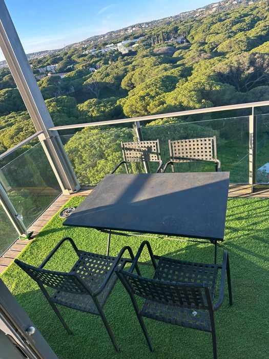 Mesa de exterior desdobrável em ferro com 4 cadeiras
