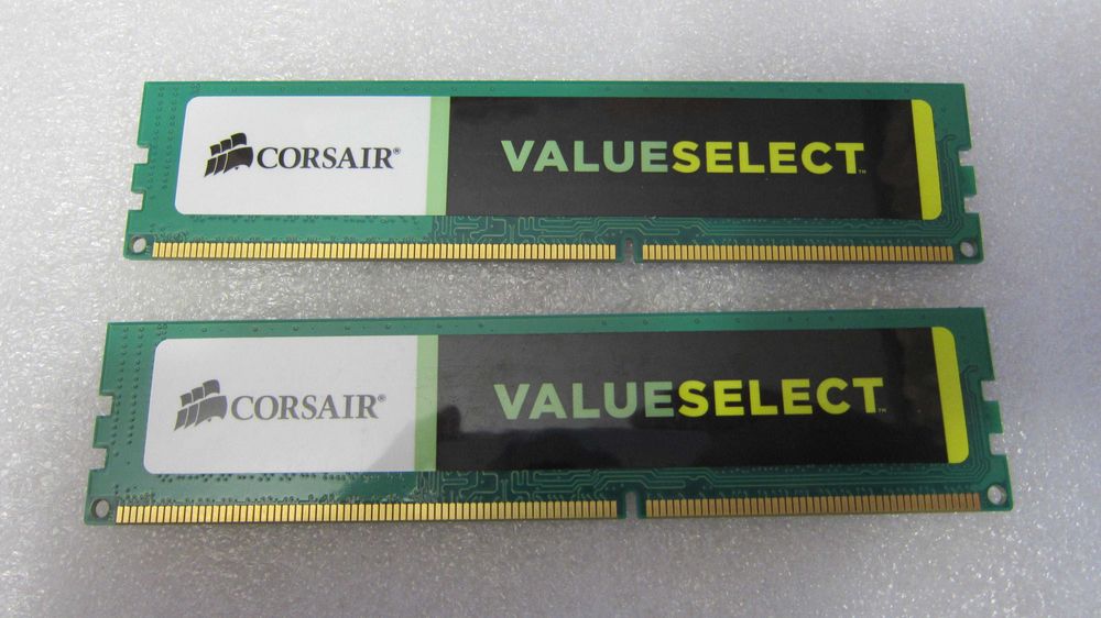 2x8 GB DDR3 Corsair CMV8GX3M2A1333C9 Pamięć ram 2 kości po 8GB