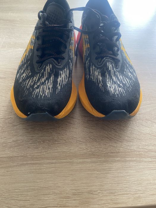Buty  Asics Novablast 3 rozm 45 dł wkł ok 28
