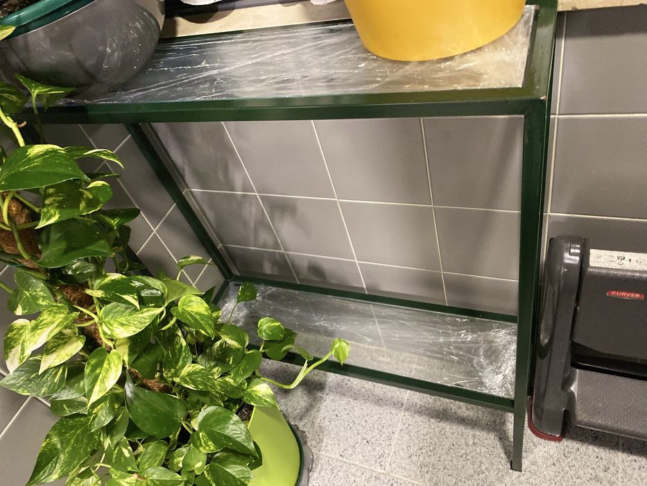 Estante de ferro para arrumação ou decoração