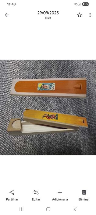 2 Capas e 2  Estojos Escolares Vintage