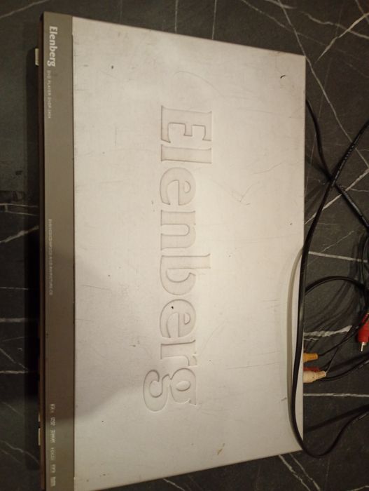 DVD плеер elenberg караоке