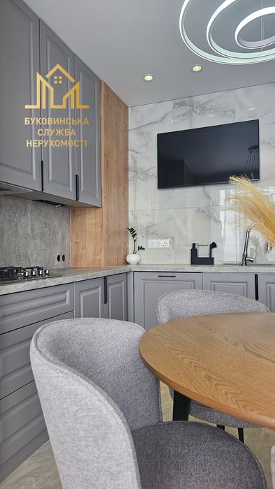 2-кімнатна дизайнерська новобудова 70 м² | Миколаївська | Гардеробна