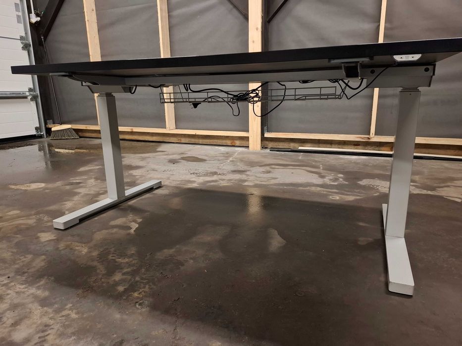 Biurko czarne mdd 80x140