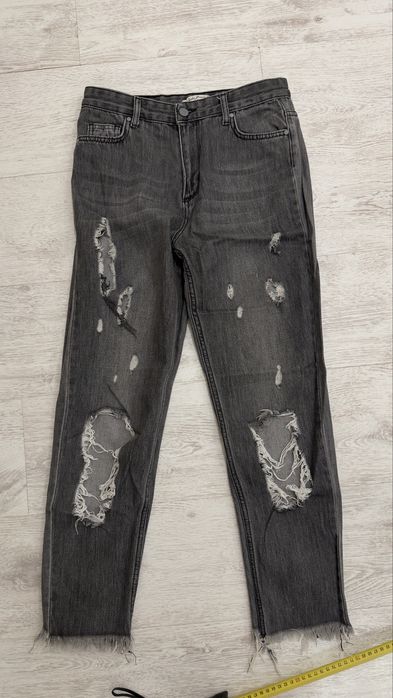 Жіночі джинси розмір s