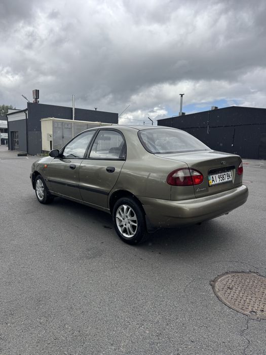 Daewoo Lanos один власник газ/бенз