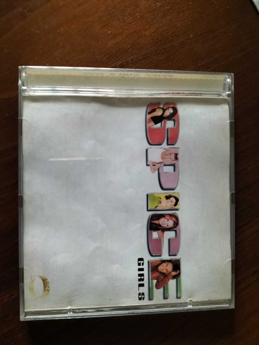 CD da banda Spice Girls em ótimo estado