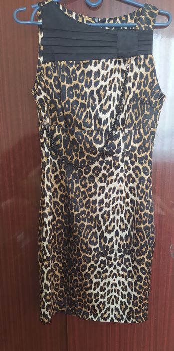 Красиве жіноче плаття