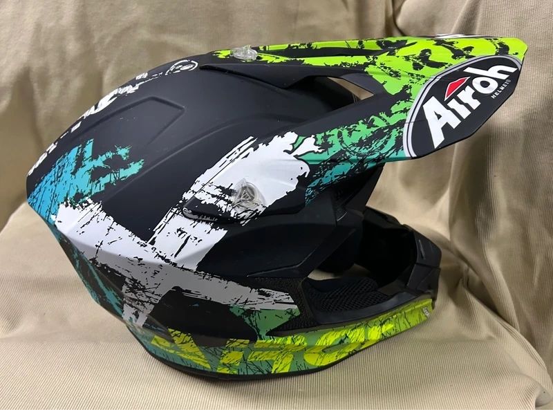 Capacete AIROH Wraap Smile - M