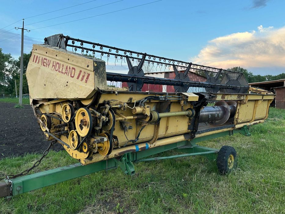 Комбайн New Holland TX36 hydro 6 ; не Claas John Deere