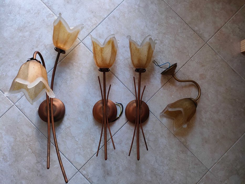 Conjunto 4 Candeeiros de Parede