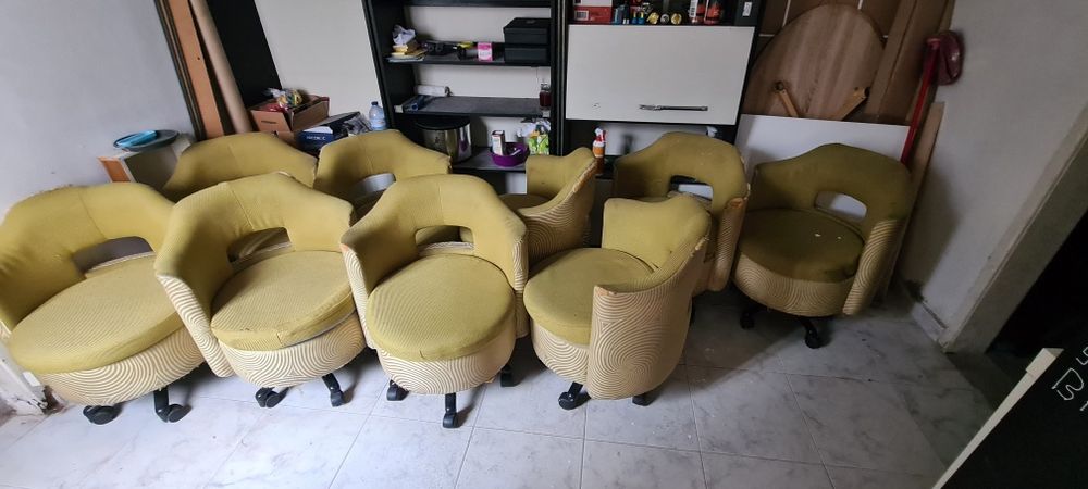 Cadeirões para desocupar