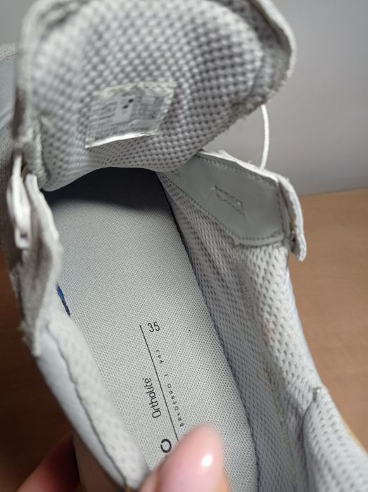 Кросівки ЕССО ВІОМ 35р.