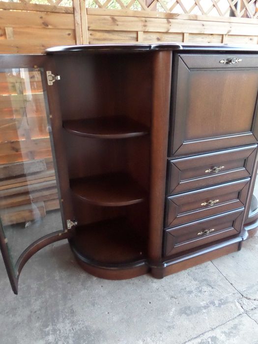 piękna komoda BAREK DIANA OLEJNIKOWSKI  orzech stan bdb wysyłka dowóz