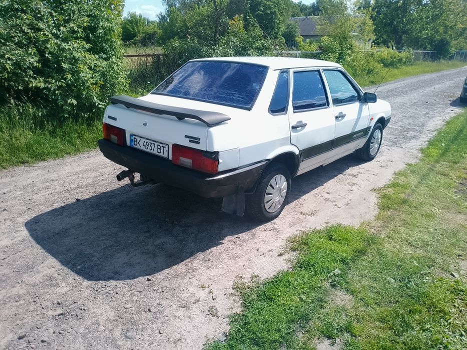 Продам ВАЗ 21099 1,5 бензин