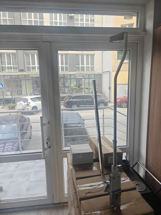 Такер алюмінієвий для підлоги