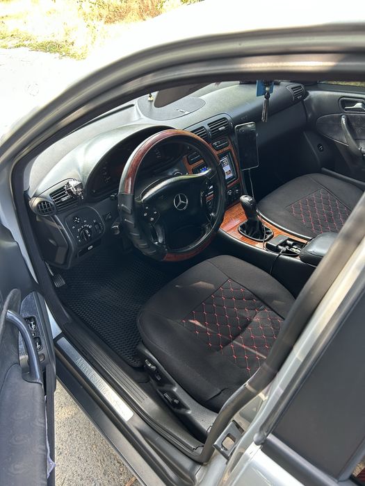 Mersedes benz W203 C200