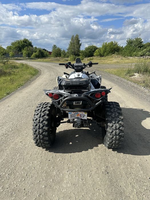 BRP Can-Am Renegade 1000R