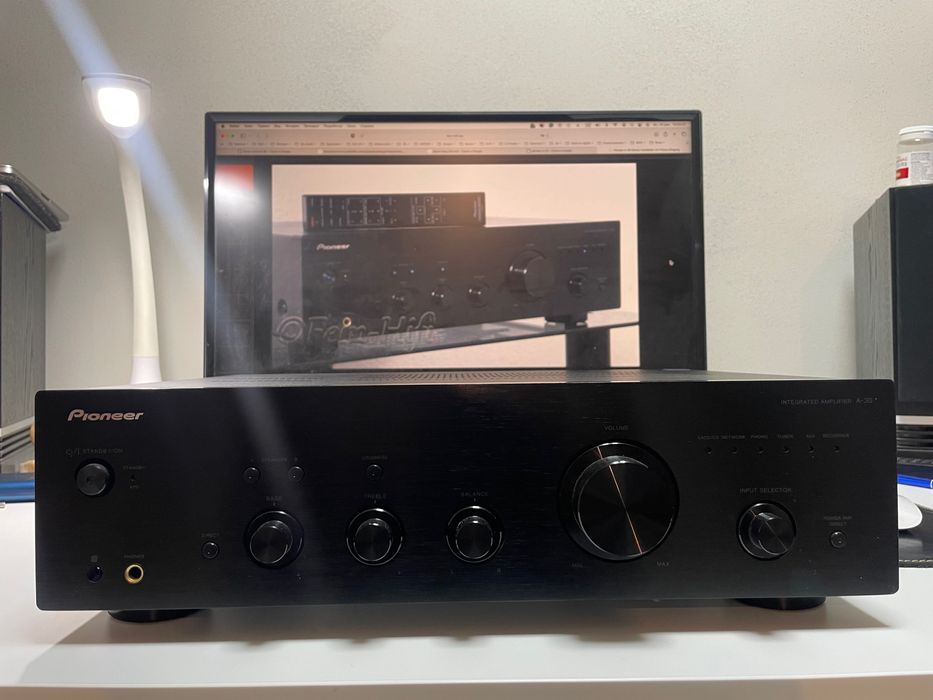 Wzmacniacz Pioneer A-30-K w stanie jak nowy + pilot + karton