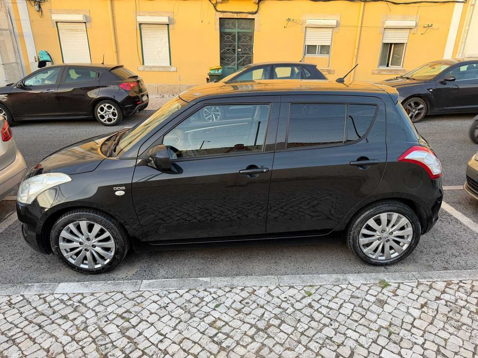 Suzuki Swift 1.3 DDiS 2013 DIESEL Preto