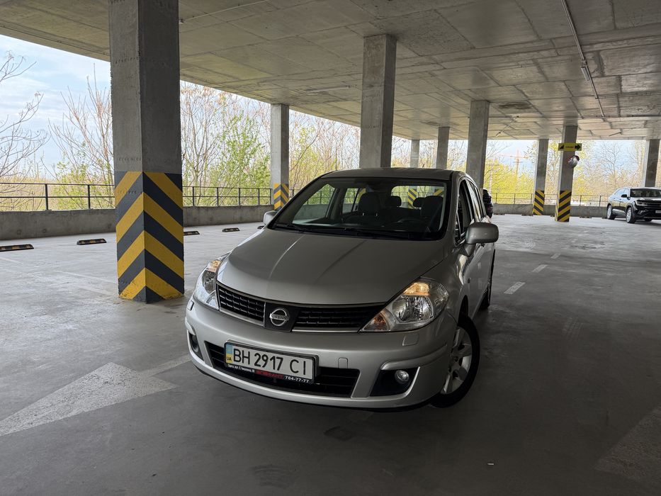 Nissan tiida 1.8 механика 6ст