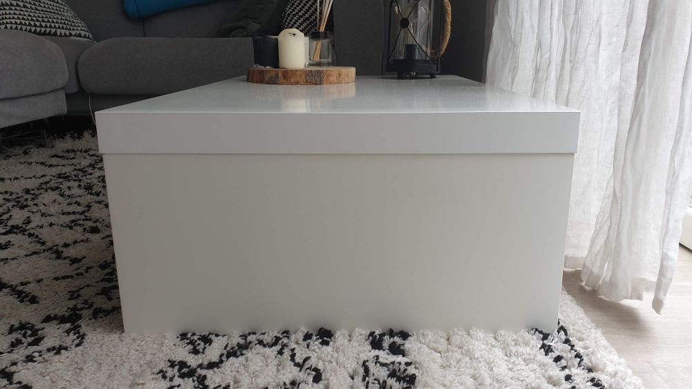 Mesa de centro branca – Jomel – usada, excelente preço