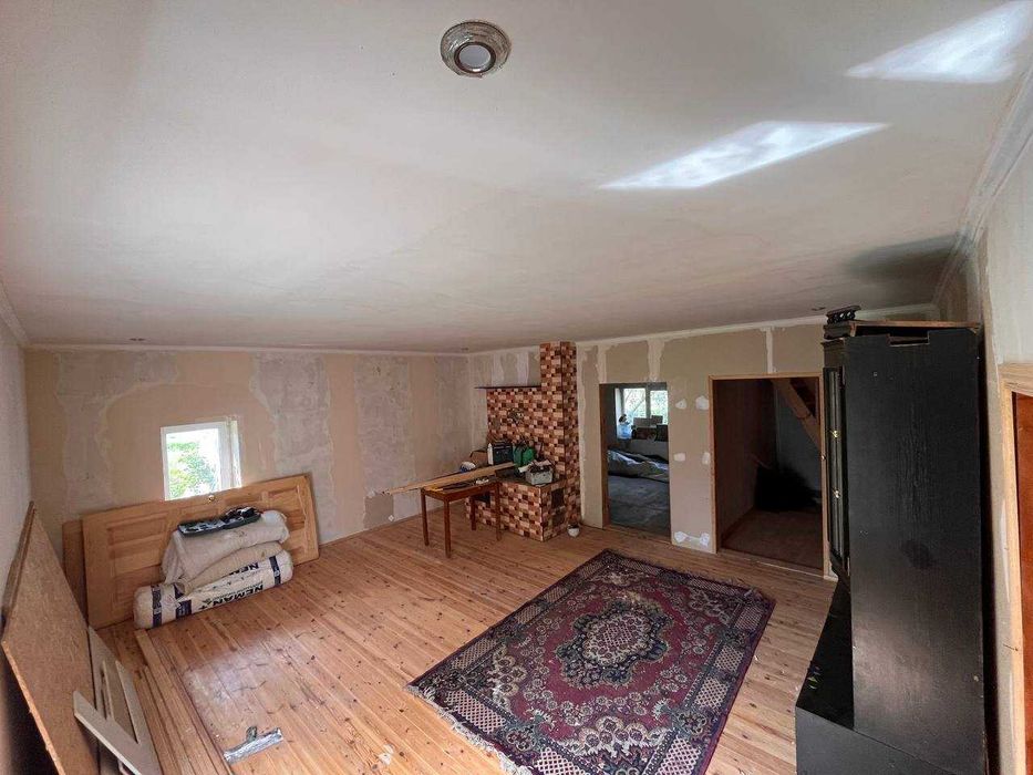 Продам будинок у затишному місці з власним садом