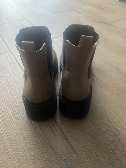 Челси челсі ботинки 38 Primark