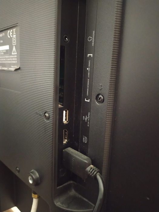 Monitor hisense 32’’