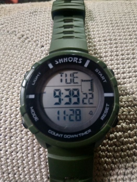 Часи водонепроникні тактичні в ідеальному стані