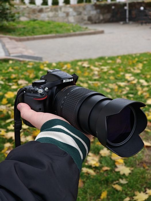 Об'єктив Nikon F DX VR AF-S Nikkor 18-140mm 1:3.5-5.6G ED SWM IF Aspherical
