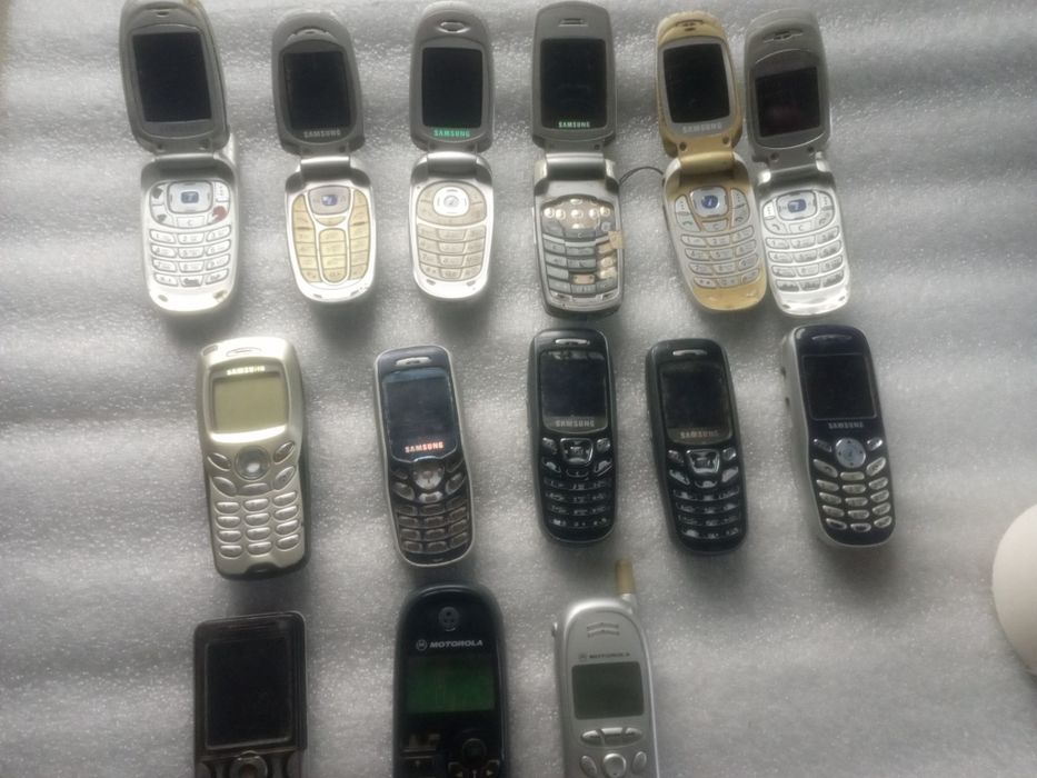 Мобильный телефон Нокиа.