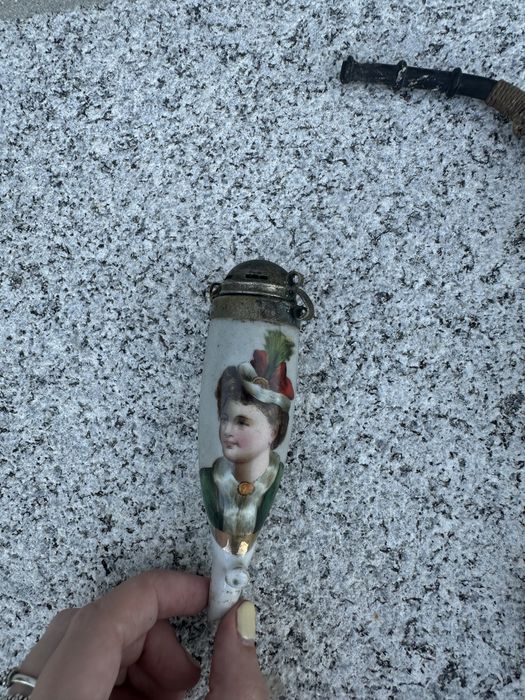Cachimbo em porcela antigo