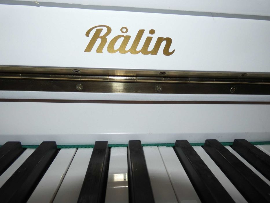 Pianino białe RALIN +transport +gwarancja + strojenie