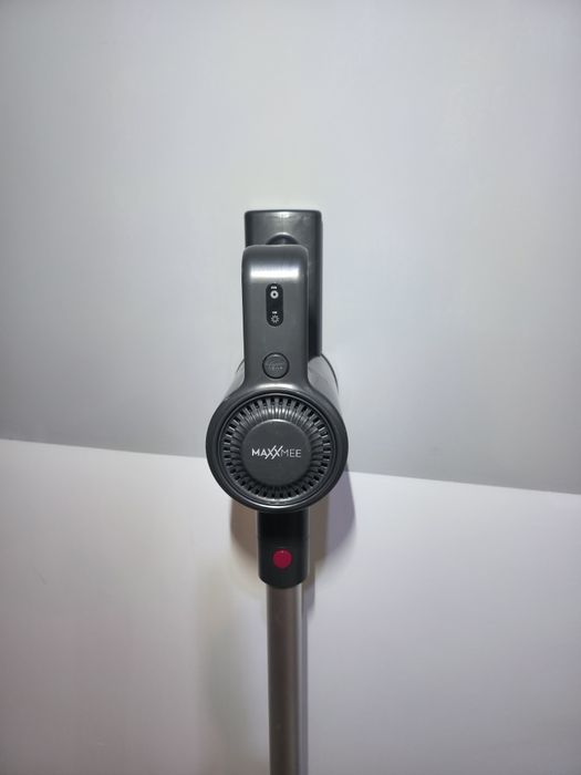 Odkurzacz pionowy MaxxMee