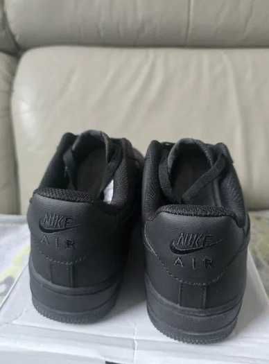 Czarne Nike Air Force 1  44