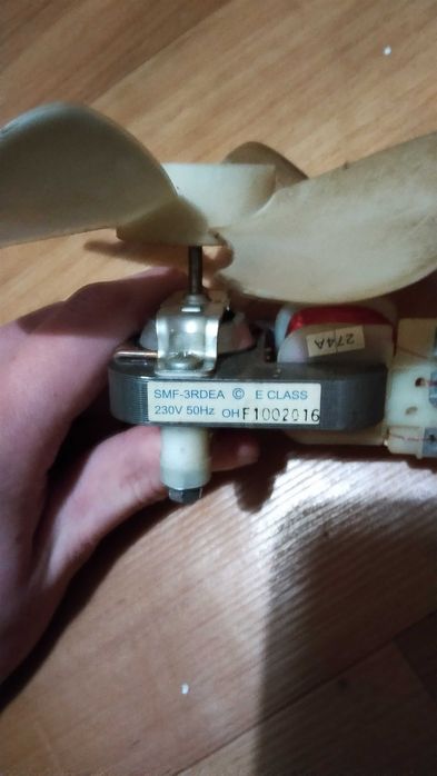 Запчастини для мікрохвильової печі