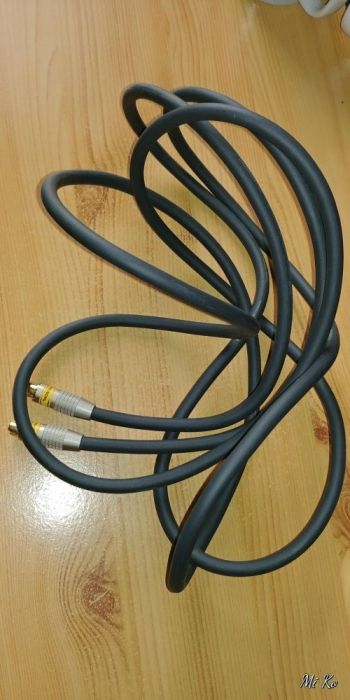 Kabel s video nowy