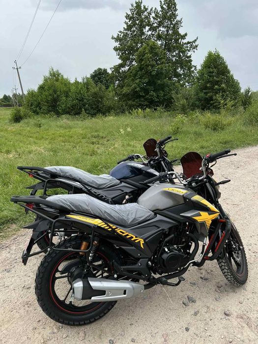 Мотоцикл Ліфан Lifan CITY R